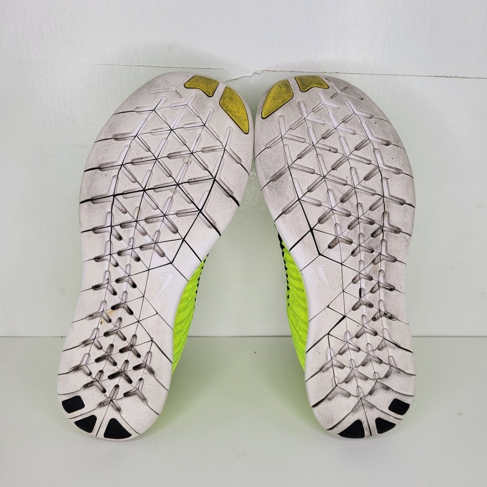 Nike Free RN Flyknit Medals Stand Volt Running Shoe 842546-700 Women Sz 7.5 VGUC - Picture 6 of 9